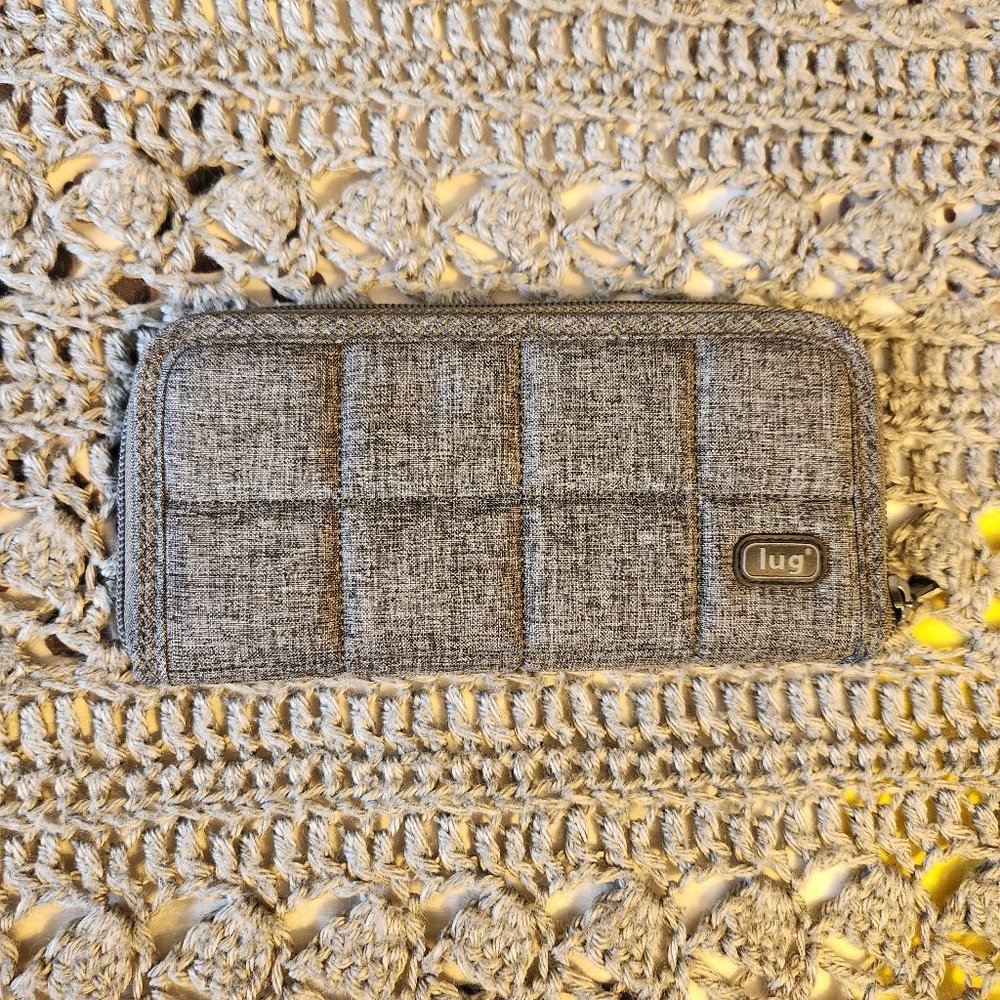 LUG Shuffle - Gray Wallet